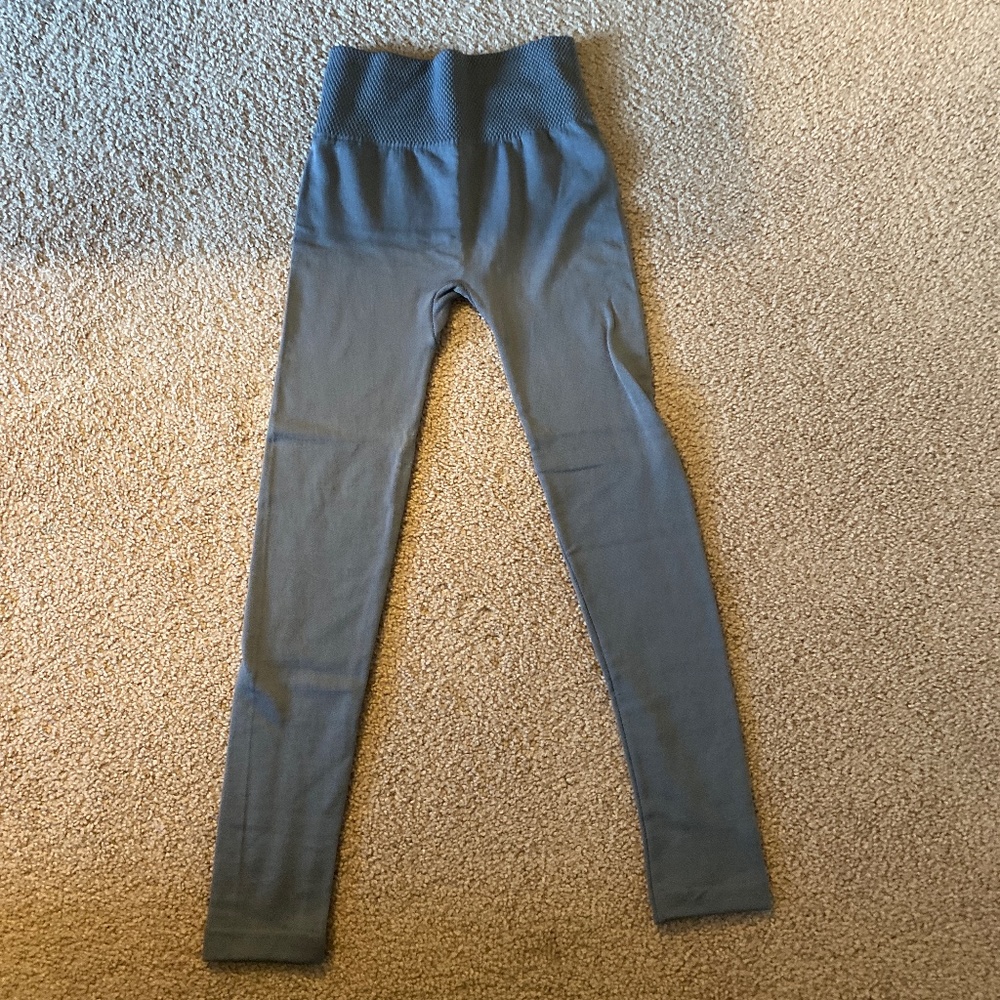 Gray leggings